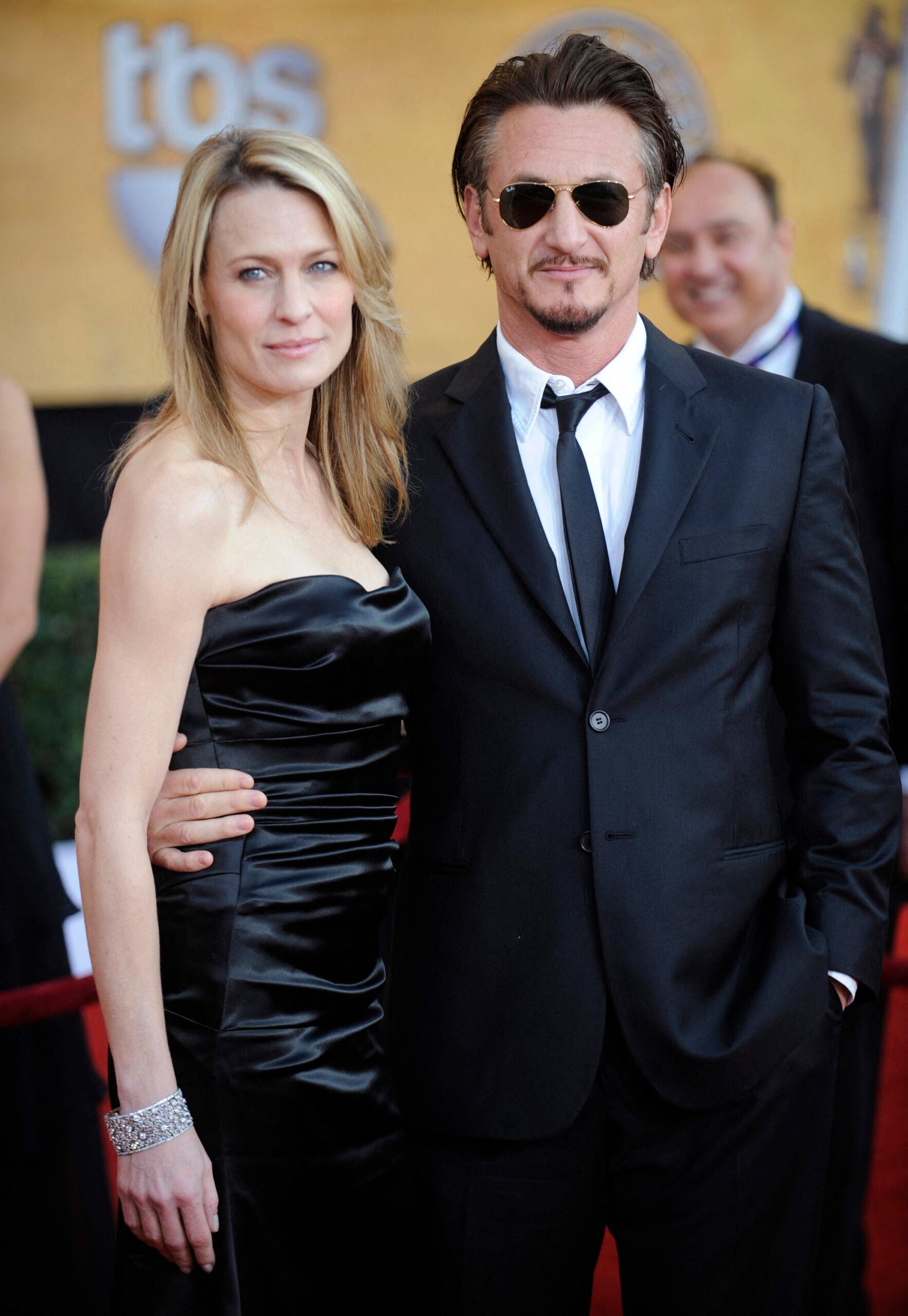 Robin Wright and Sean Penn at the 15th Annual SAG Awards held in Los Angeles