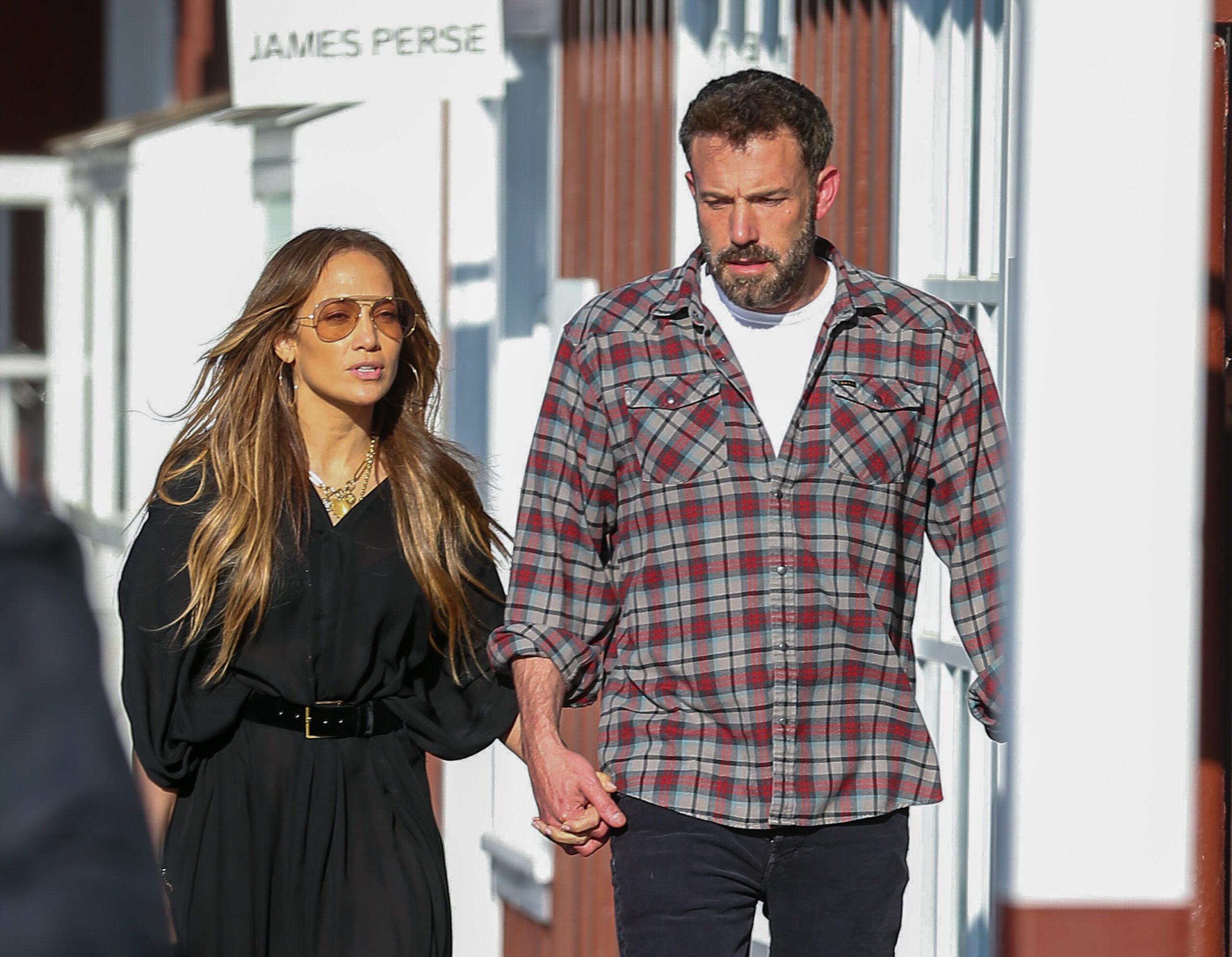 Jennifer Lopez and Ben Affleck dinner date