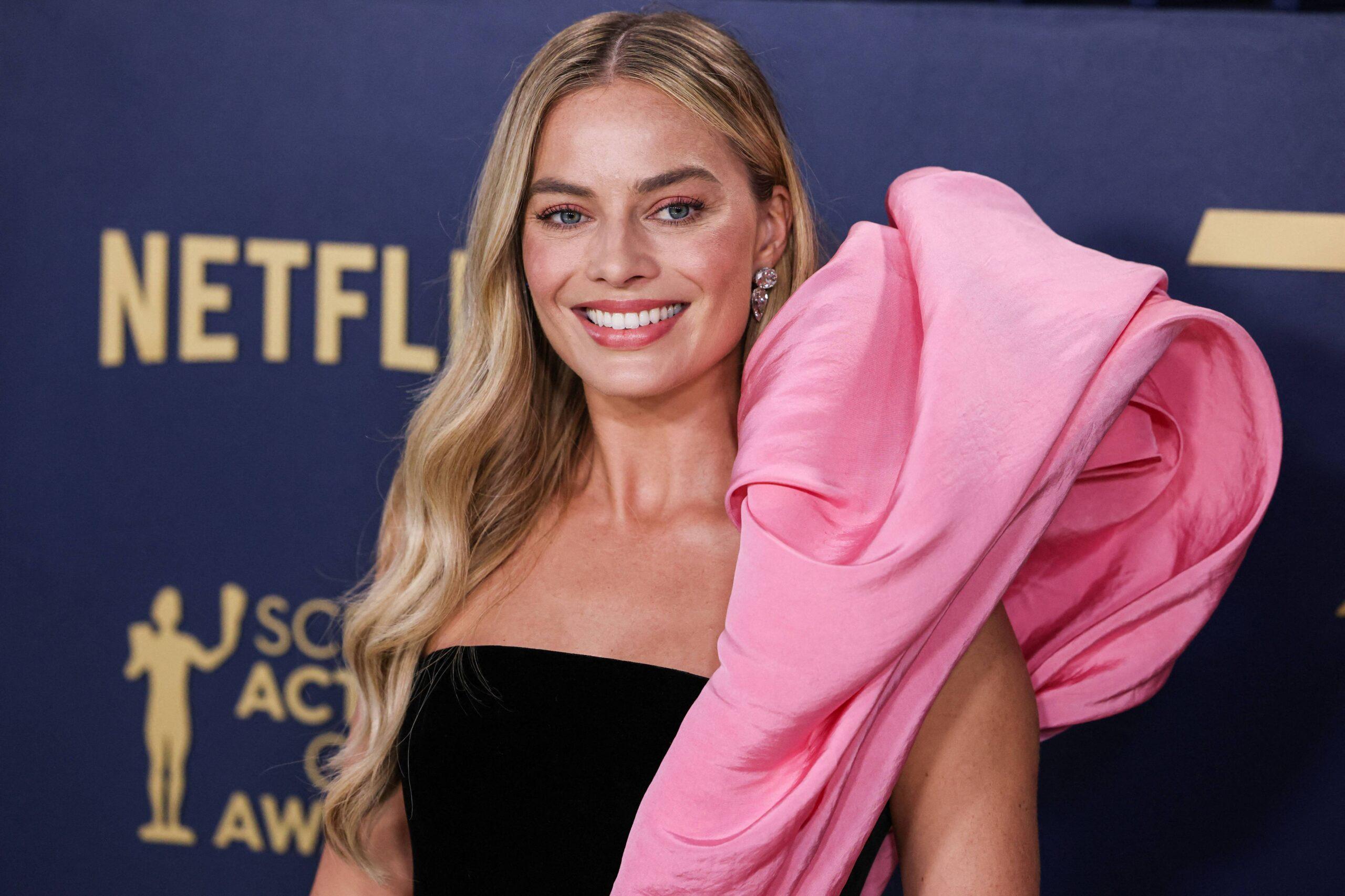 Margot Robbie at 30th Annual Screen Actors Guild Awards