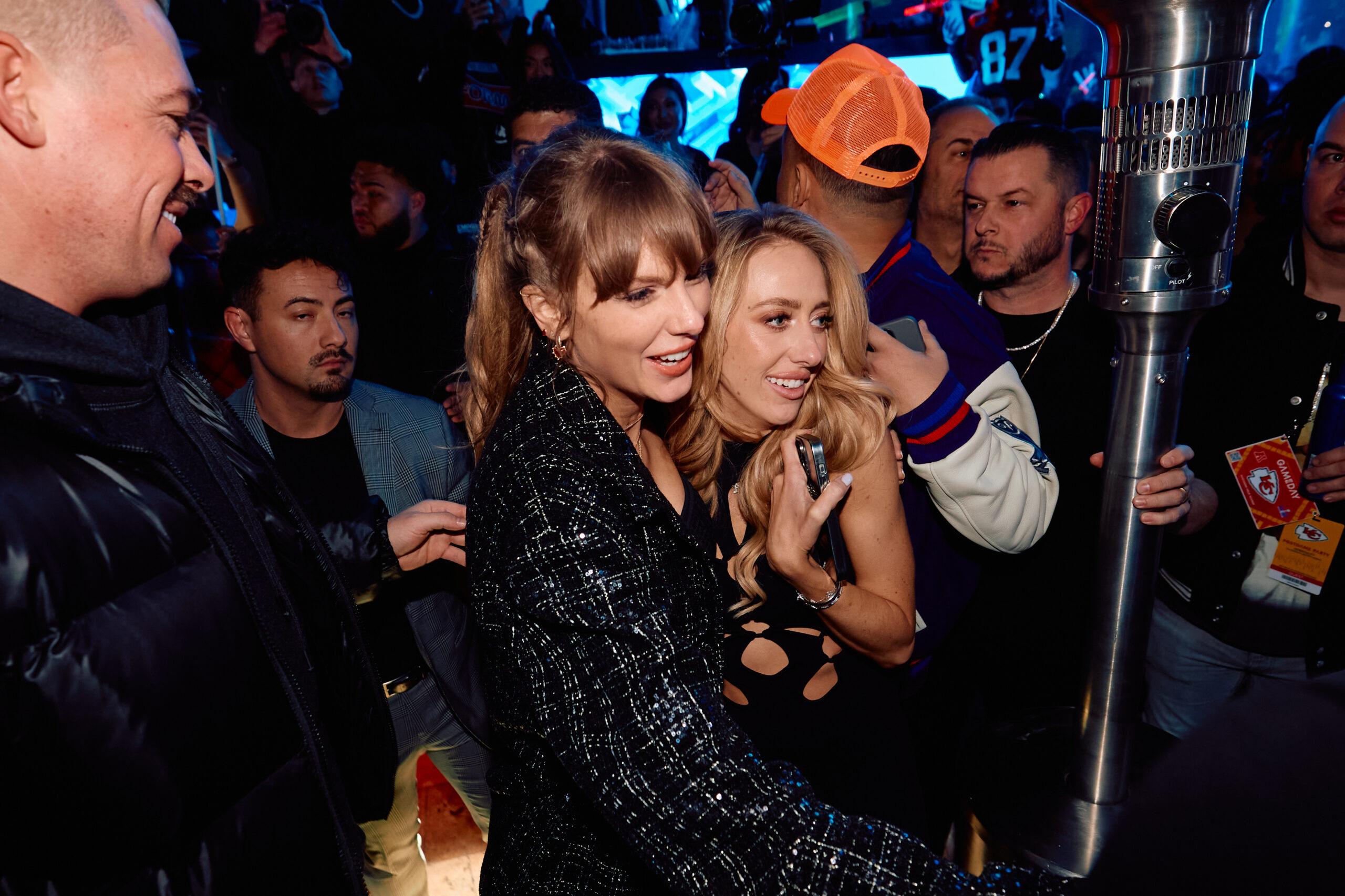 Taylor Swift parties with Brittany Mahomes